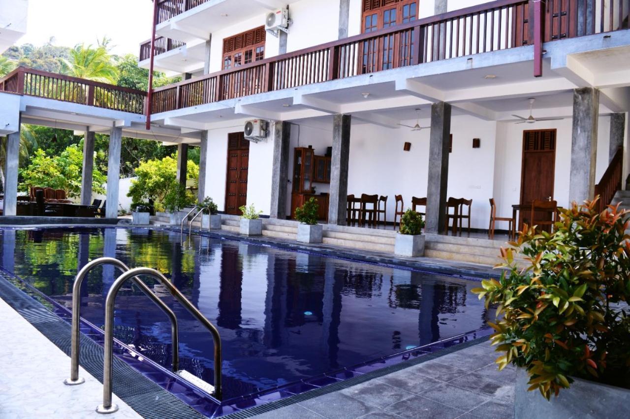 Star Light Villas Unawatuna Exteriör bild